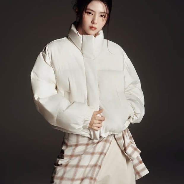 무신사 스탠다드 우먼즈 다운 푸퍼 숏 패딩 재킷 [아이보리] S