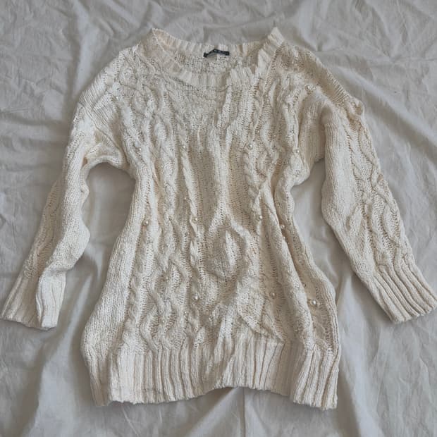 잉그니 러블리 폭닥 꽈베기 진주 니트