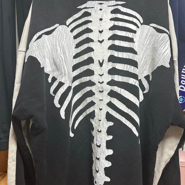 캐피탈 투톤 빅 플리스 스웻 셔츠 