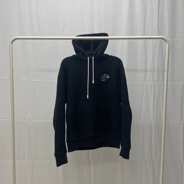 루이비통 엠브로이더드 시그니처 후드 티셔츠 블랙 [XS]