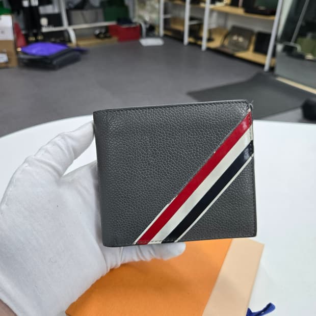 [정품] 톰브라운 사선 반지갑