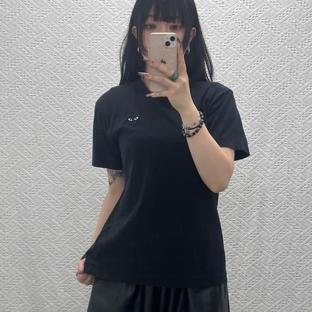 꼼데가르송 빈티지 캐주얼 플레이 블랙하트와펜 반팔티 M C11870