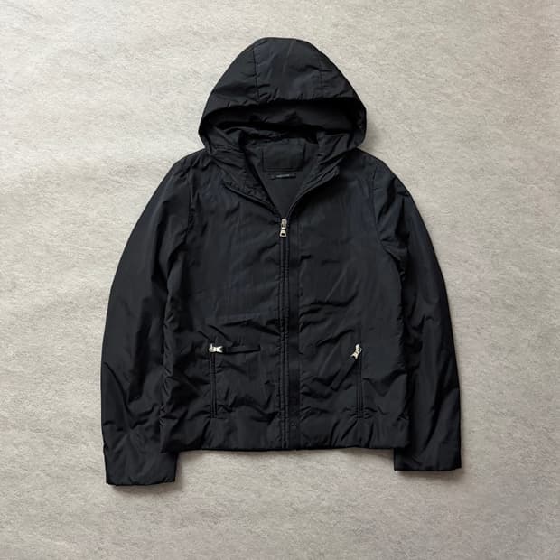 프라다 나일론 후드점퍼