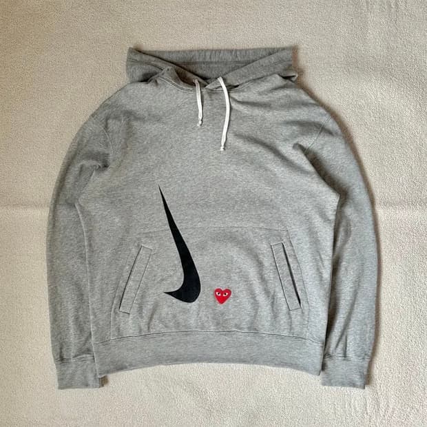 나이키 플레이 꼼데가르송 콜라보 후드티 남성 사이즈 XL CDG 