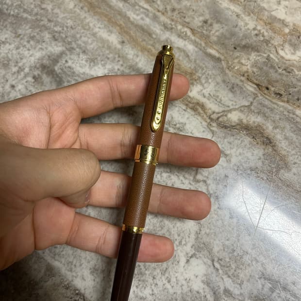 버버리 케리 샤프