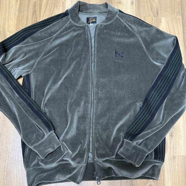 니들스 벨루어 트랙자켓