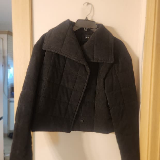 로이크 블랙 코르듀이 숏패딩 자켓