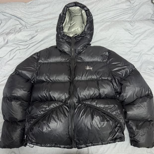 스투시 다운 파카 마이크로 립스탑 팬텀블랙 패딩M