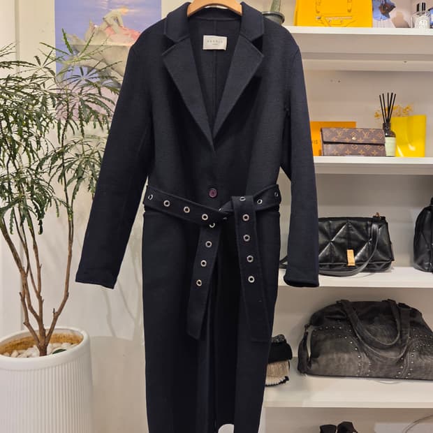 산드로 펀칭벨트 울 코트