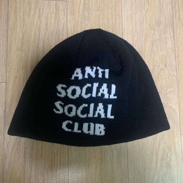 안티소셜소셜클럽 블랙 비니