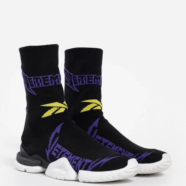 베트멍 X 리복 콜라보 메탈 삭스 러너 스니커즈