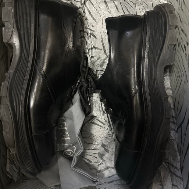 알렉산더 맥퀸 오버솔 더비 275