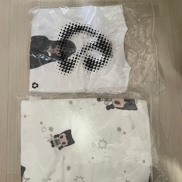 새상품) 코이세이오 고시오 반팔 + 비치 타월 + 스티커 