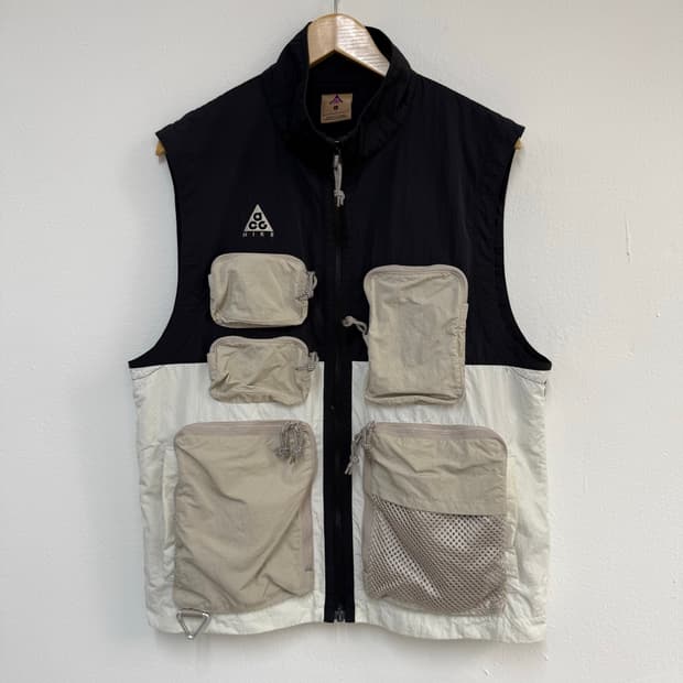 [S] 나이키 ACG 유틸리티 베스트 조끼