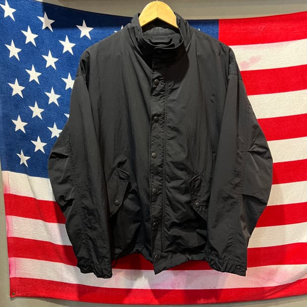 세컨드 모놀로그 바람막이