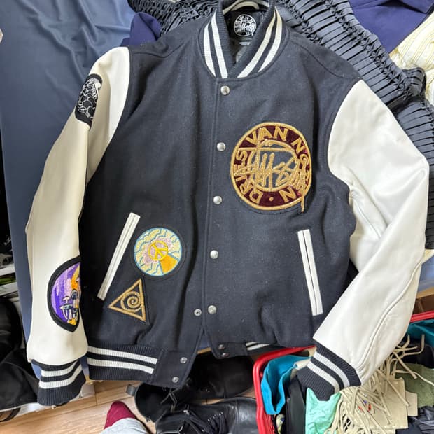 드리스 반 노튼 스투시 바시티 m사이즈 판매