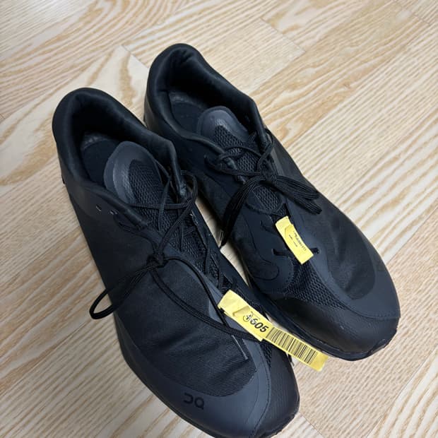 온러닝 파프 클라우드벤쳐 피크 올블랙