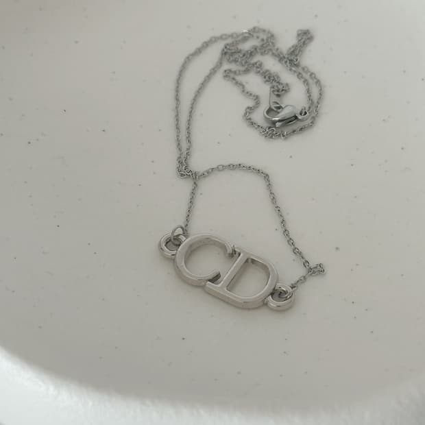 디올 심플 업사이클링 목걸이