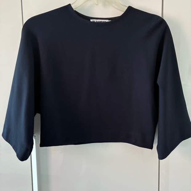 [Jil Sander] 질샌더 네이비 크롭 탑 40 — 거의 새것