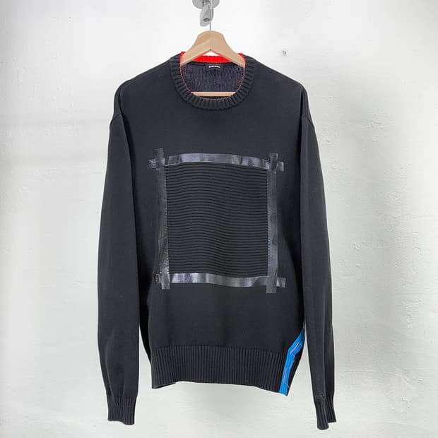 디젤 게스 블랙 네오플랜 테이핑 크루넥 니트 스웨터