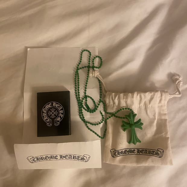 (새상품) 크롬하츠 실리크롬 켈리그린 2025