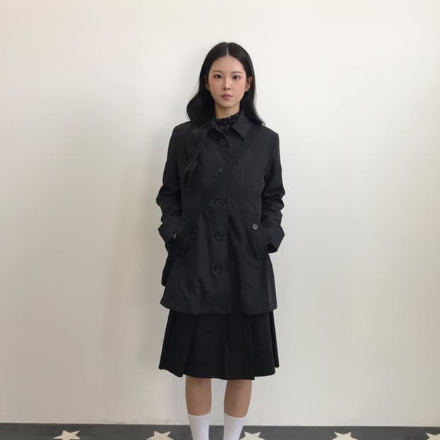Jpn Black Button-Front Light Jacket