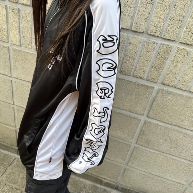 도그타운 오버핏 사이드 로고 집업