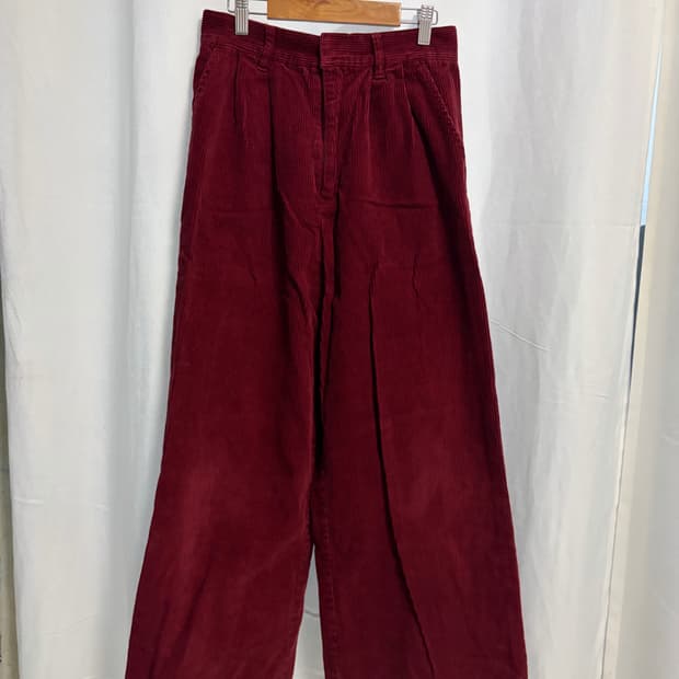 레드 코튜로이 팬츠