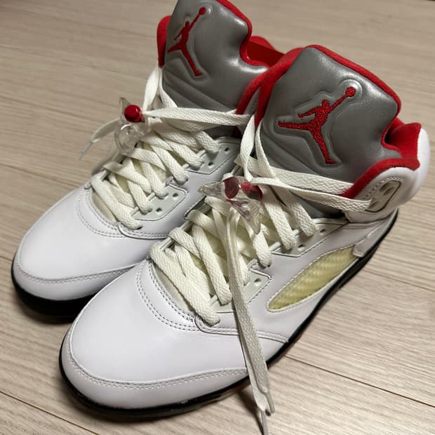 (270) 조던5 레트로 파이어레드 실버텅
