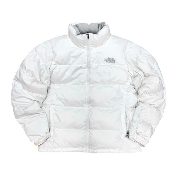 노스페이스 우먼스 화이트실버 눕시700 패딩(M)