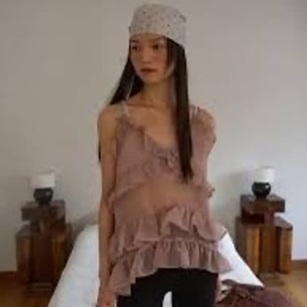 구해요)) 아우어솔티 oursaalty 마가렛 프릴 뷔스티에 더스티 핑크