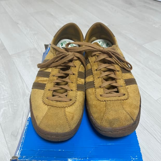 아디다스 토바코 그루엔 메사 브라운 데저트