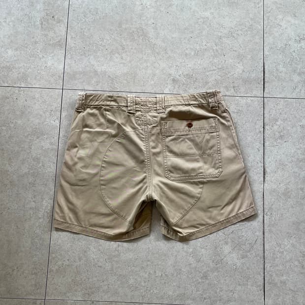 폴로 랄프로렌 베이지 반바지