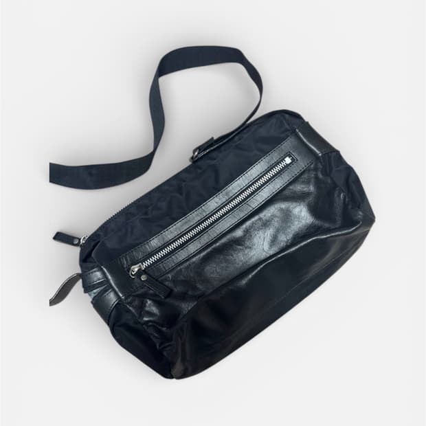 요지야마모토 레더백