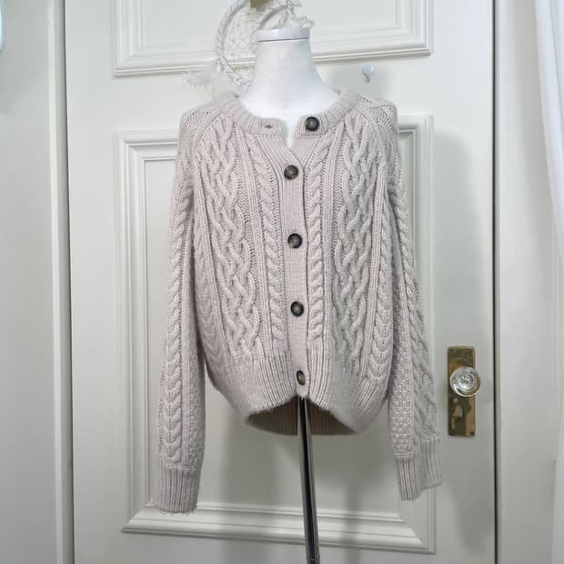 pinkivory twist mori basic cardigan