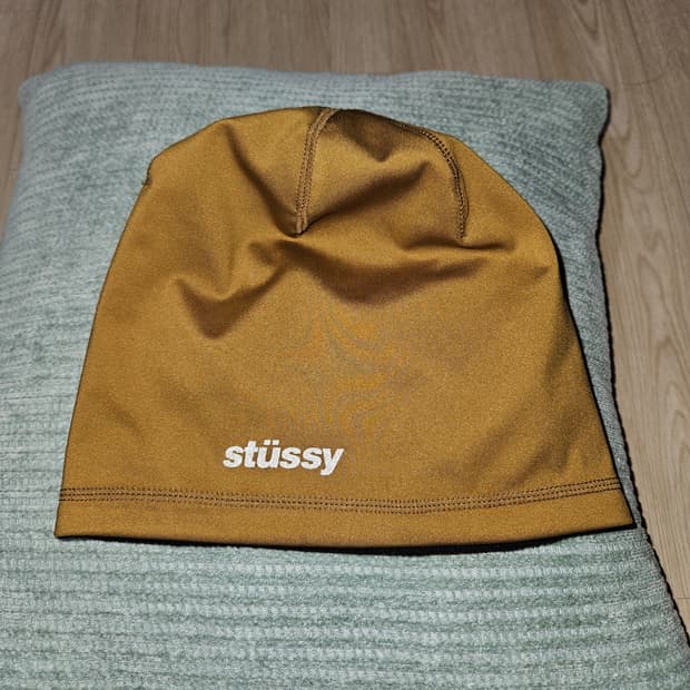 스투시 비니 리버시블