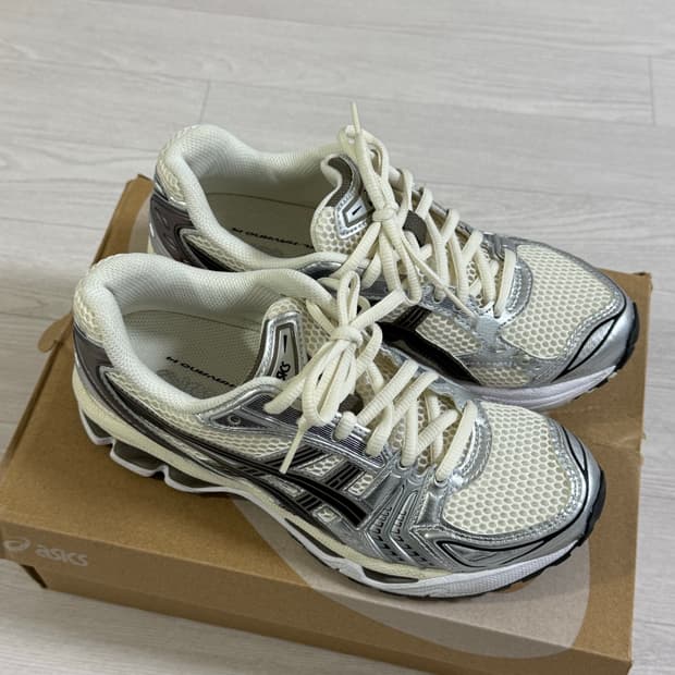 아식스 젤 카야노 14 크림 블랙