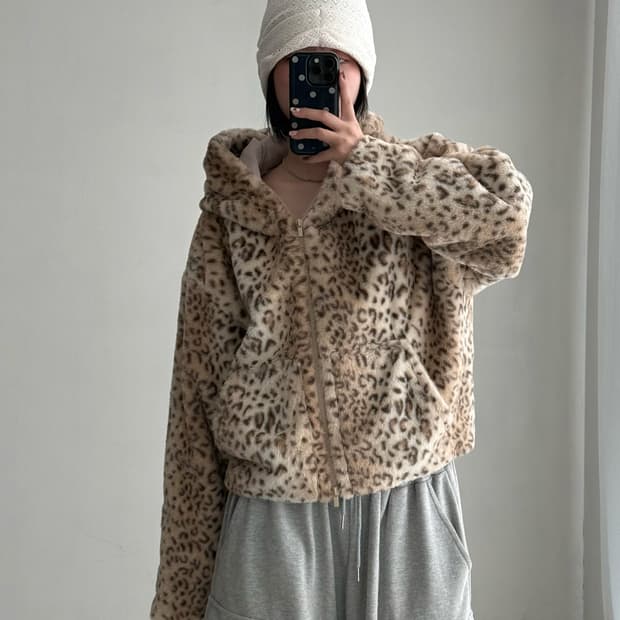 어반드레스 호피 퍼 후드자켓