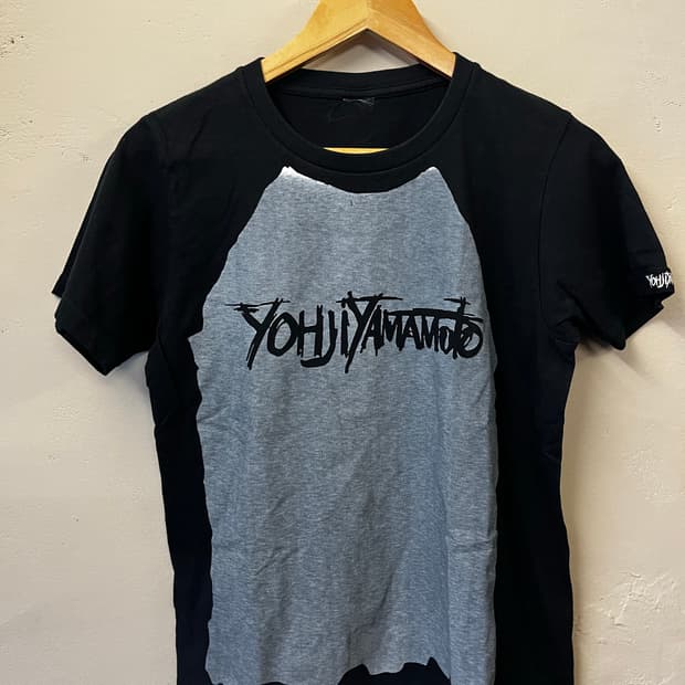 요지야마모토 티셔츠