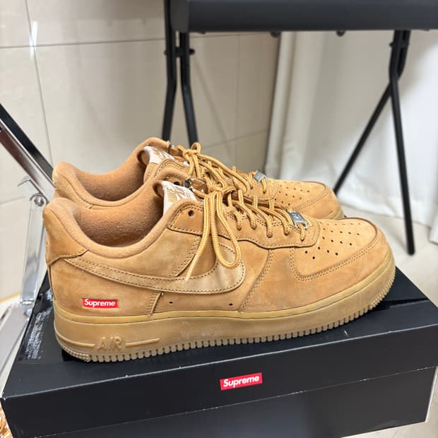 [270] 나이키 x 슈프림 에어포스 1 로우 플랙스 된장포스