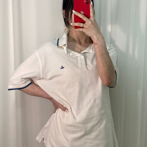 비비안웨스트우드 우주선 화이트 Pk티