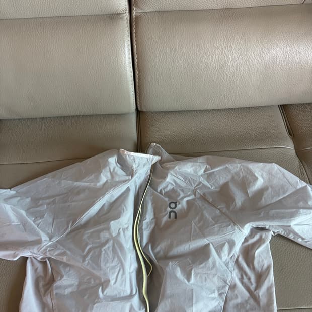 온러닝 제로 자켓 m 화이트 바람막이