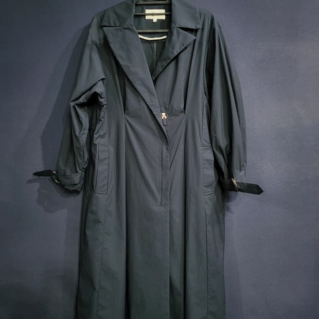 핀턱 지스튜디오 롱자켓