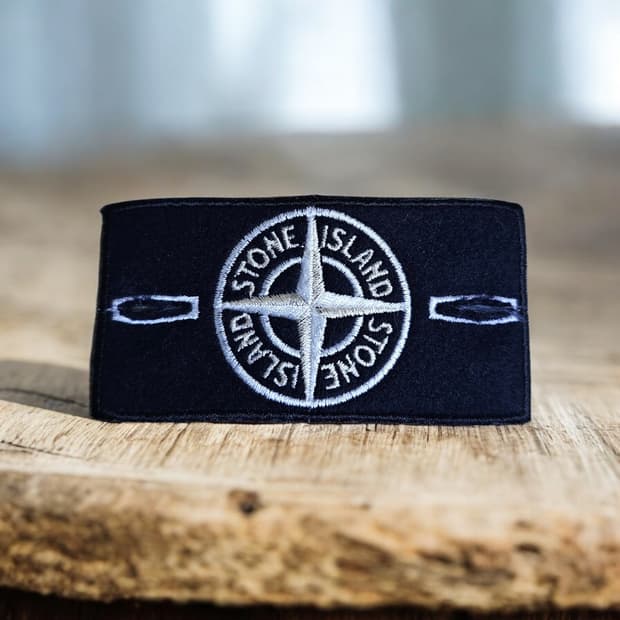 스톤아일랜드 화이트와펜