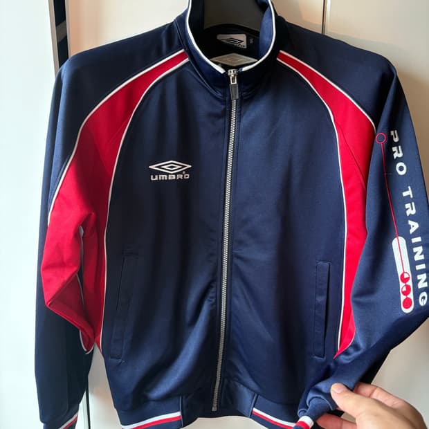 90‘s Umbro jersey