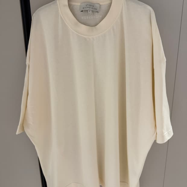 PIU 크루넥 반팔 티셔츠