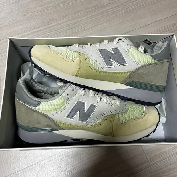 새상품) 뉴발란스x오라리 475 270 알로에 워시 비치넛