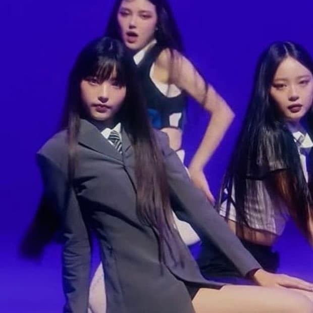 혜인서 트리니티 자켓 (블랙)hyeinseo trinity jacket 