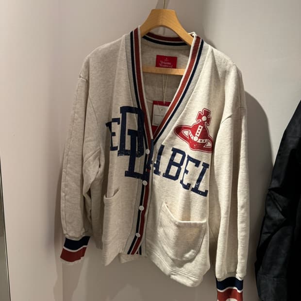 (새상품) 카레지 로고 프린트 폴라 가디건