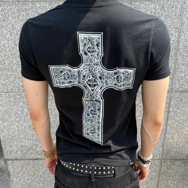 히스테릭글래머 XXX 예수고딕 크로스 티셔츠